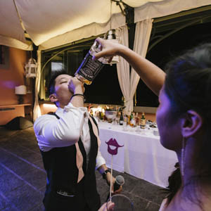 servizio fotografico di matrimonio: lo stile reportage per documentare la realtà come lo sposo ubriaco