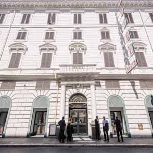 Hotel Regio a Roma zona Termini gli invitati attendono gli sposi