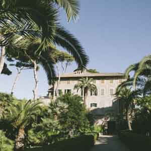 la vista del castello Odescalchi di Santa Marinella dall’ ingresso degli ospiti